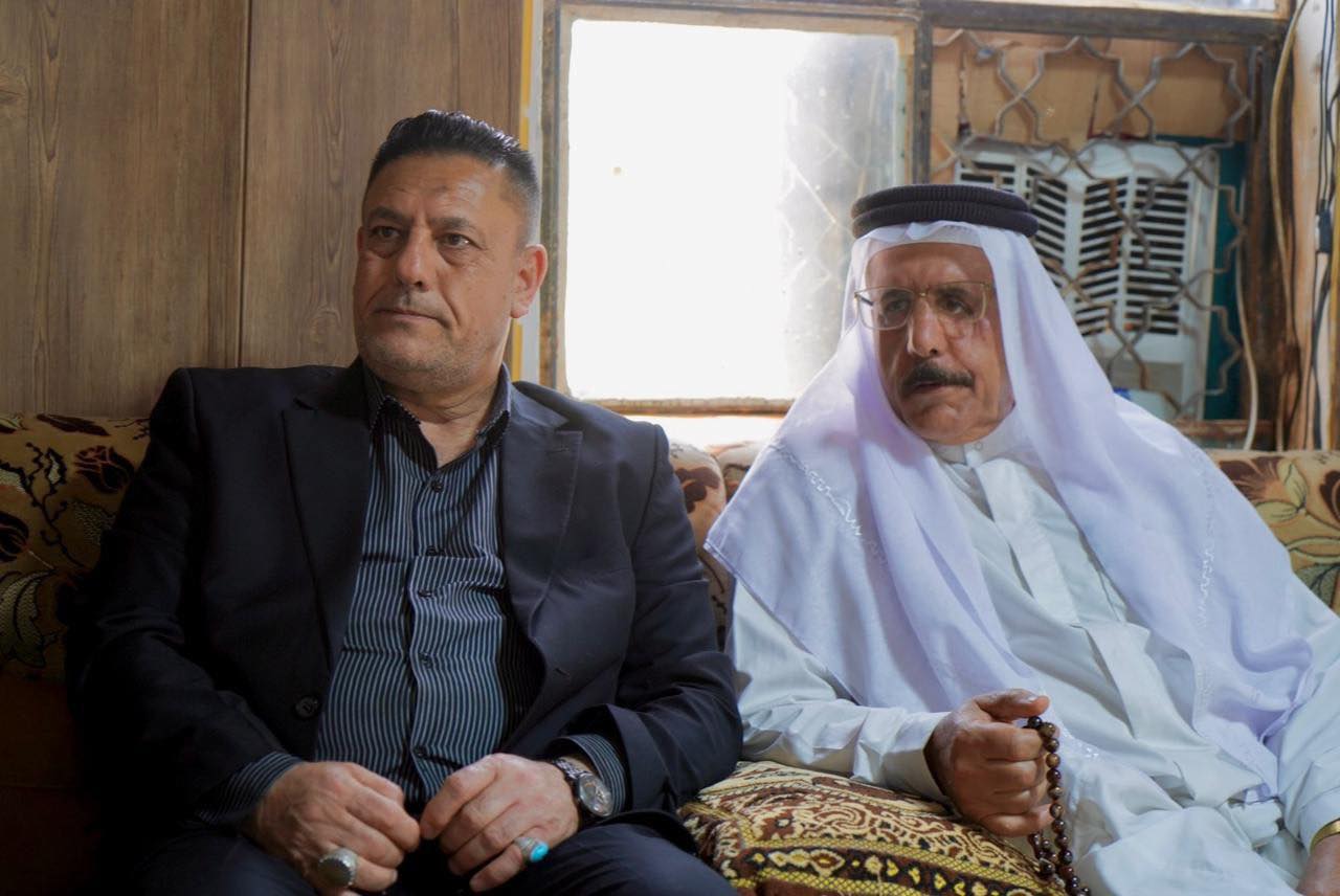 تنفيذاً لتوجيهات محافظ صلاح الدين، أجرى النائب الفني للمحافظ المهندس مفيد منعم البلداوي جولة ميدانية للاطلاع على واقع الخدمات المائية في قرية الأبيتر التابعة لناحية بني جميل، بهدف الوقوف على احتياجات المنطقة ضمن الجهود الحكومية الرامية إلى تطوير البنى التحتية وتوفير الخدمات الأساسية للمواطنين.