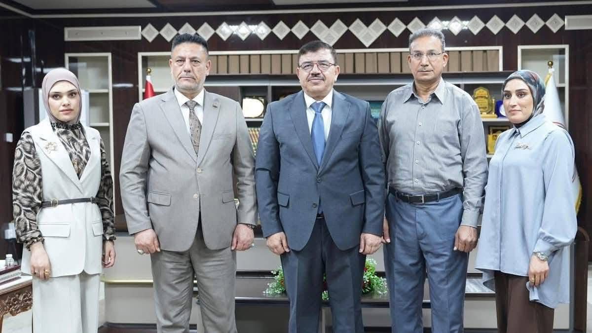 تنفيذاً لتوجيهات محافظ صلاح الدين السيد هيثم الزهوان، زار النائب الفني للمحافظ المهندس مفيد منعم البلداوي، رئيس مجلس المحافظة المهندس عادل الصميدعي، بحضور عضو المجلس السيد علي الكريم، لبحث عدد من الملفات الخدمية، في مقدمتها الواقع الصحي.