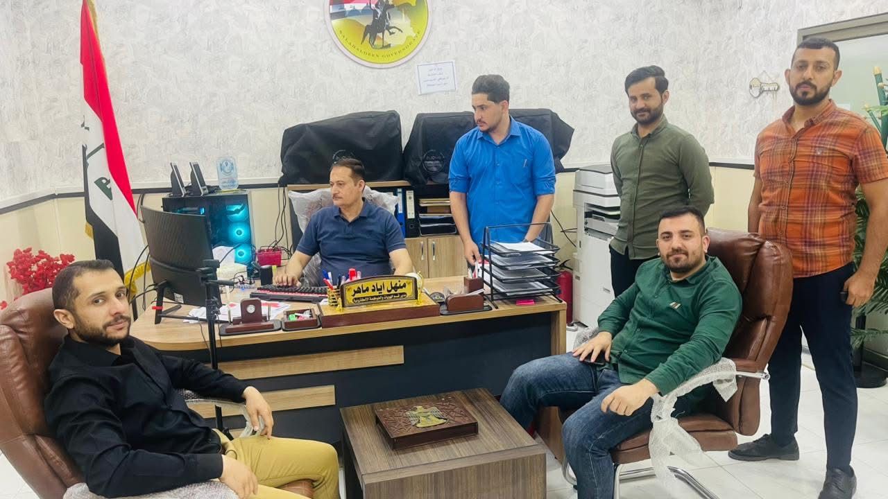 تم اليوم المباشرة بالعمل على النظام الجديد (نظام الهويات الموحد ) من قبل كادر قسم الهويات والحوكمة الالكترونية حيث تم تطبيق النظام الجديد بكل سلاسة .