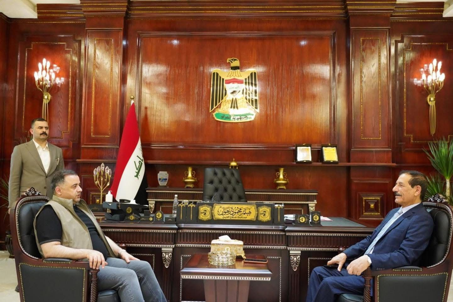 استقبل محافظ صلاح الدين، السيد هيثم الزهوان، وزير التعليم العالي الأسبق الدكتور عبد ذياب العجيلي، لبحث آخر التطورات والمستجدات في محافظة صلاح الدين، ومناقشة عدد من الملفات المهمة المتعلقة بالواقع الخدمي والإداري في المحافظة.