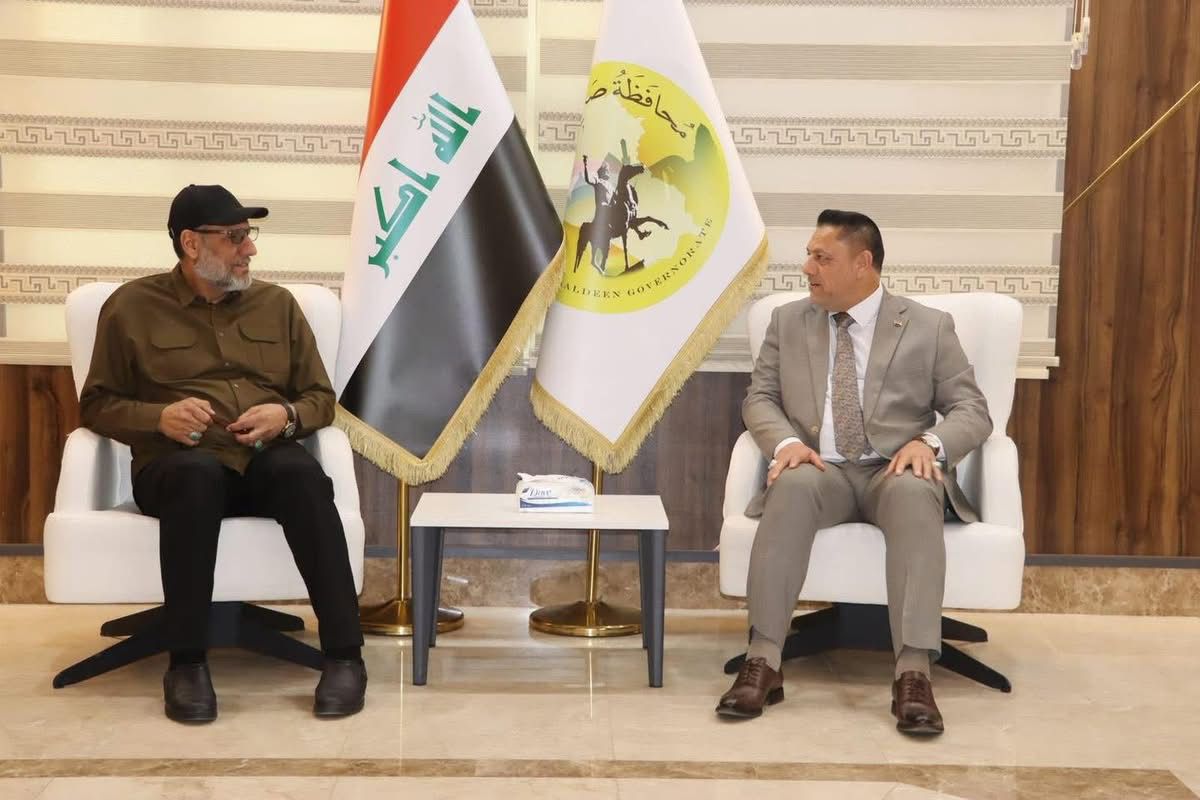 تنفيذا لتوجيهات محافظ صلاح الدين السيد هيثم الزهوان التقى النائب الفني للمحافظ المهندس “مفيد منعم البلداوي”، نائب قائد عمليات صلاح الدين-ال.ح.ش.د ال.ش.ع.بي السيد “محسن الدبيسي”، والوفد المرافق له لبحث عدد من الملفات المتعلقة بحقوق الشهداء والجرحى.