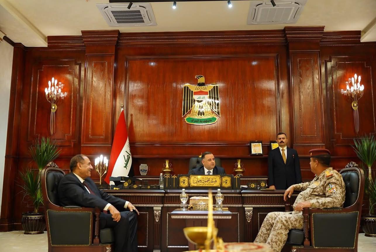 استقبل محافظ صلاح الدين، السيد هيثم الزهوان، قائد عمليات صلاح الدين الفريق الركن عبد المحسن، حيث جرى خلال اللقاء مناقشة مجمل الأوضاع الأمنية في المحافظة، والتأكيد على أهمية تعزيز الاستقرار وتكثيف الجهود خلال المرحلة الحالية.